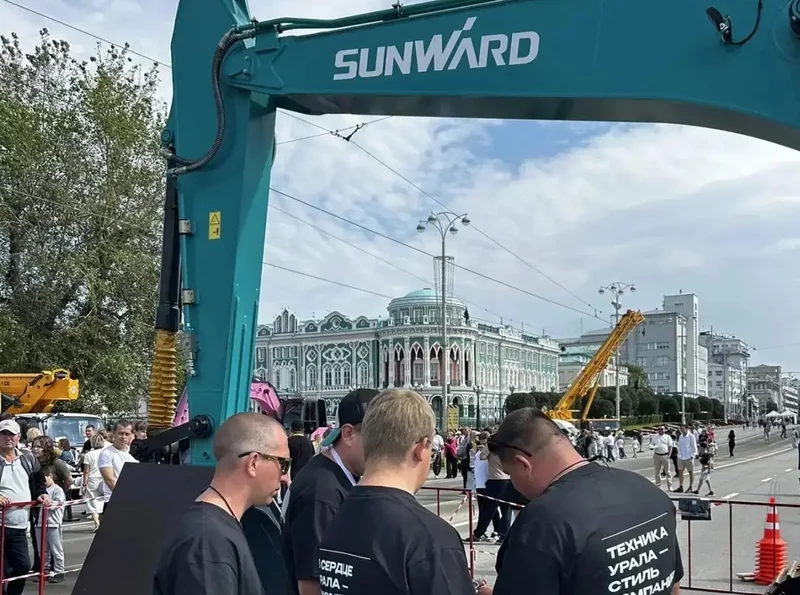 den-stroitelya-v-ekaterinburge